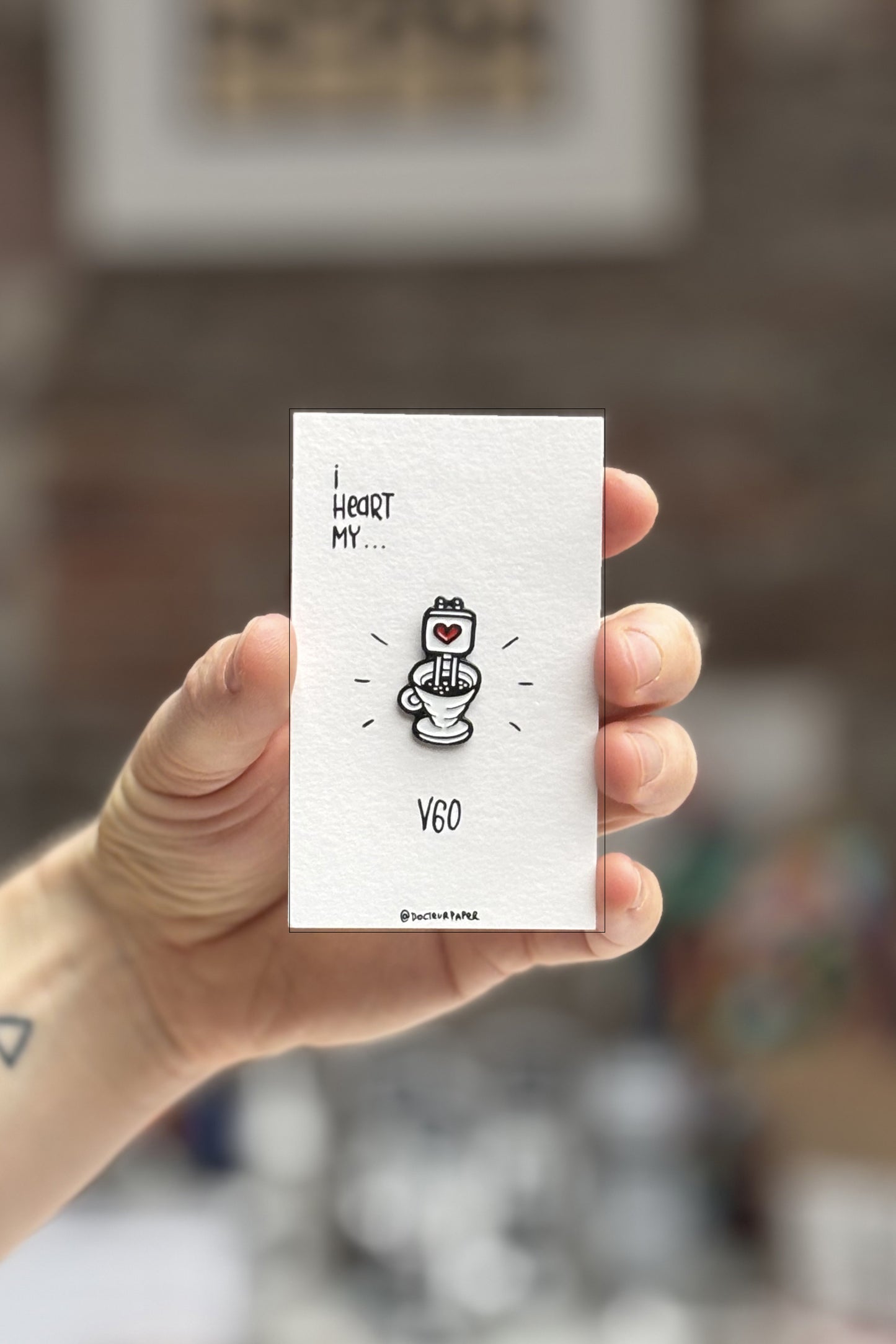 Pin's V60 - Accessoire café de spécialité