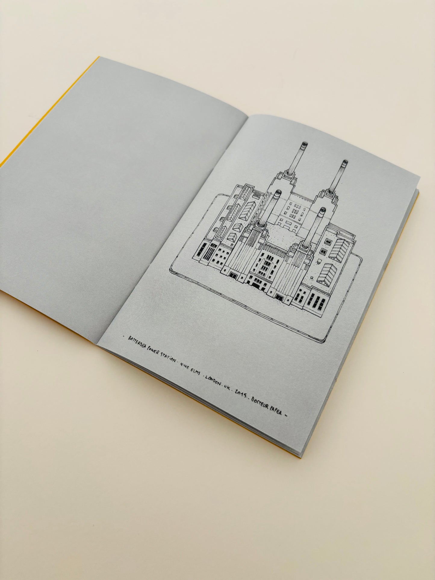 Livre Croquis - Dessins de voyage de Docteur Paper