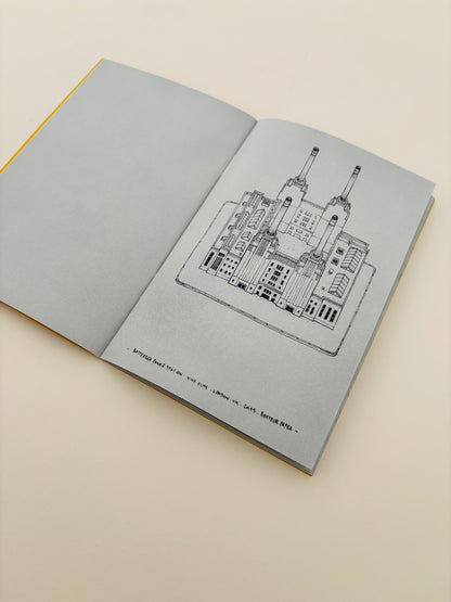 Livre « Travel With Me » (Édition limitée)